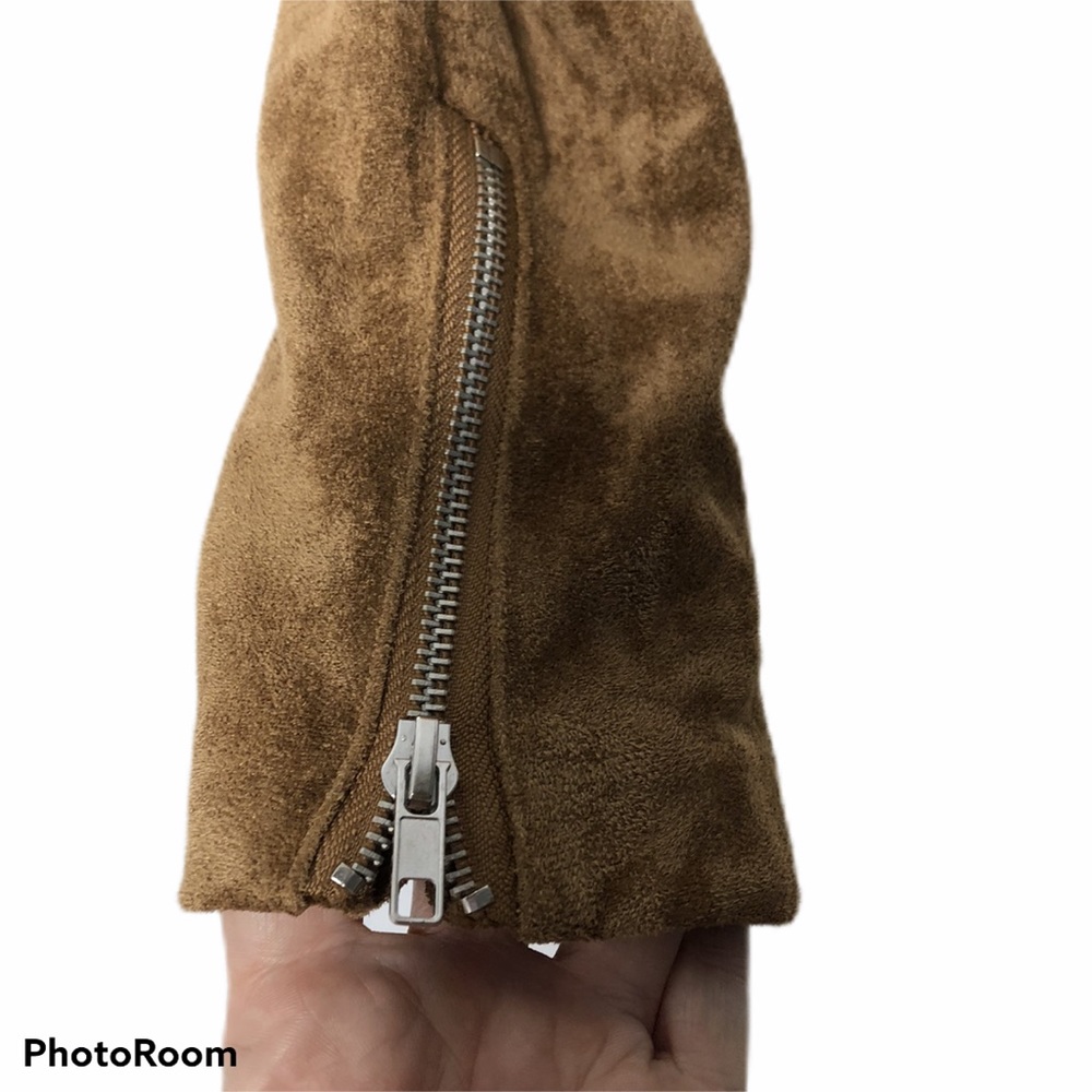 Lulus Suede With Love Tan Suede Moto Jacket. No rages, inside tag is cut - Picture 7 of 9